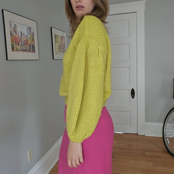 Scoop mustard yellow knit sweater with bell sleeves oversized size xs - Picture 3 of 7